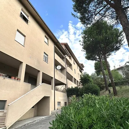 Appartamento C007 - Camerano, Ampio Trilocale Comodo Ai Servizi